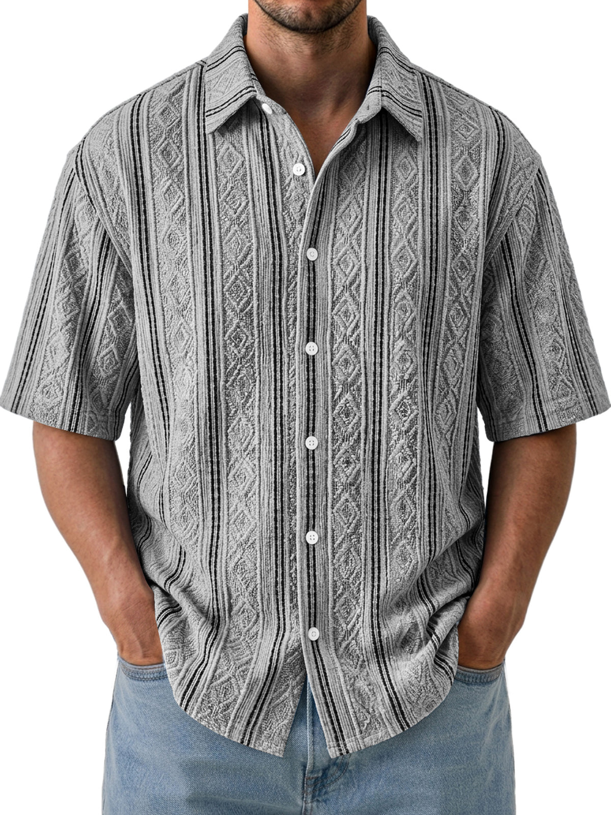 Casual, structured, breathable men's shirt with short sleeves and collar