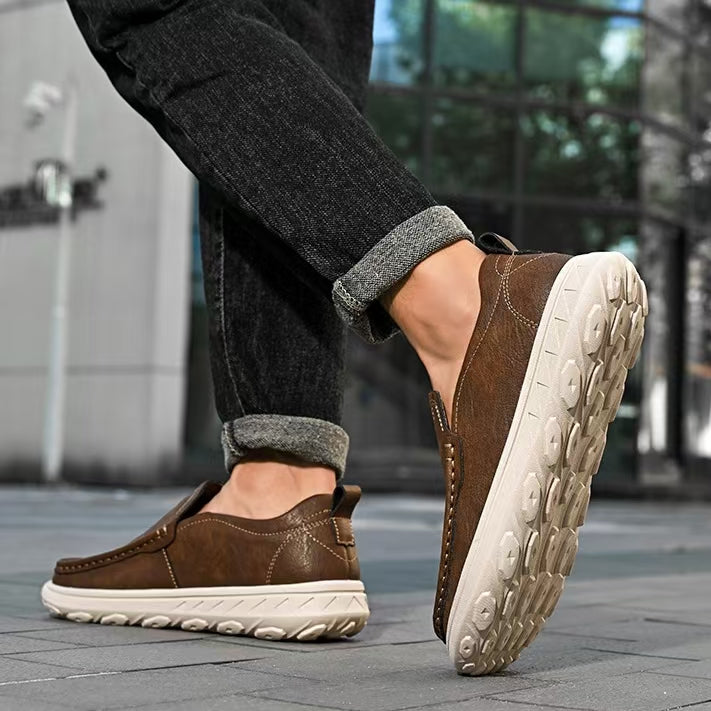 ⏰Last Day 70% OFF 🔥 TOPSFANO®Men's Genuine Leather Wide-toe Ultra-light Walking Shoes