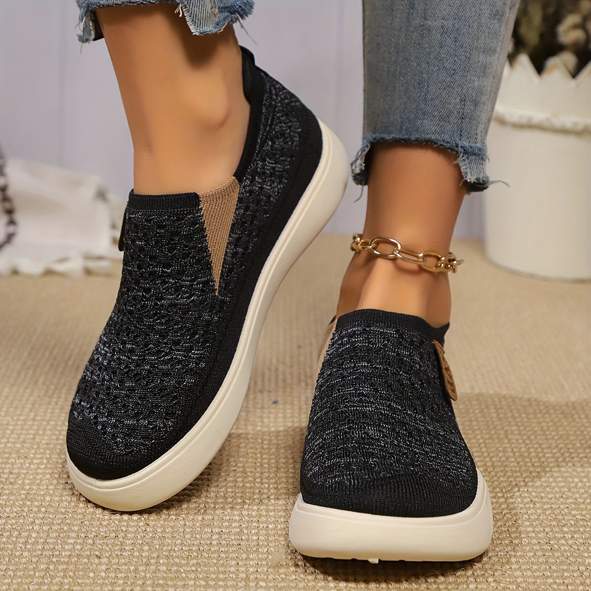 Knitted slip-on shoes