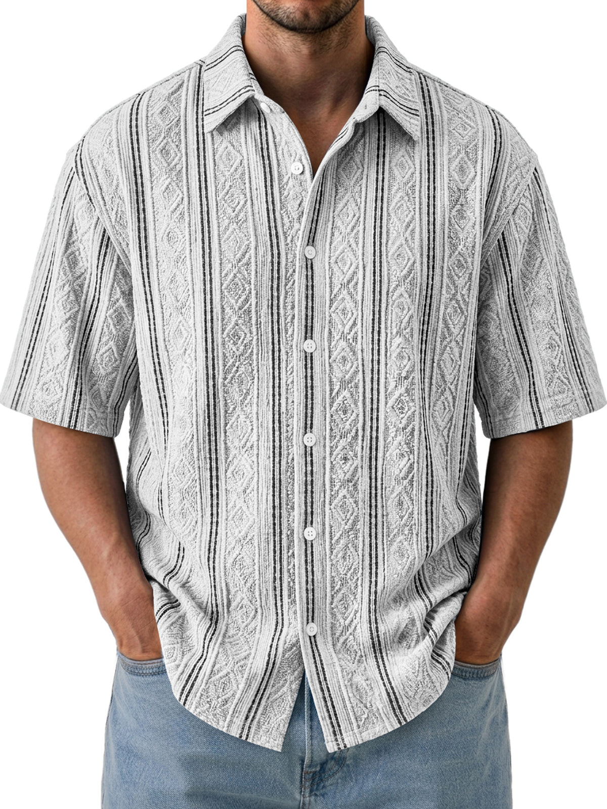 Casual, structured, breathable men's shirt with short sleeves and collar
