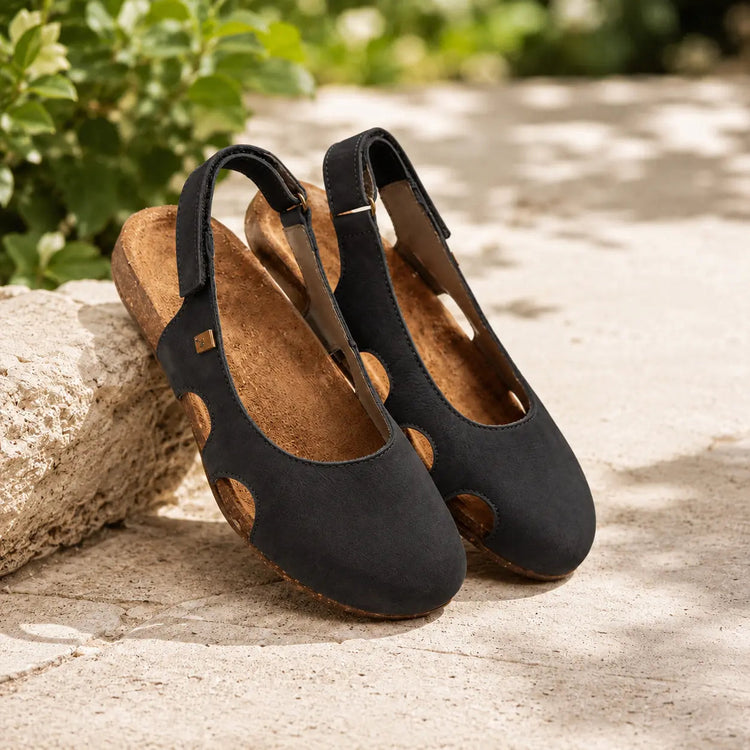 Women Comfort Flat Sandals – Cushioned Adjustable Strap Summer Walking Shoes